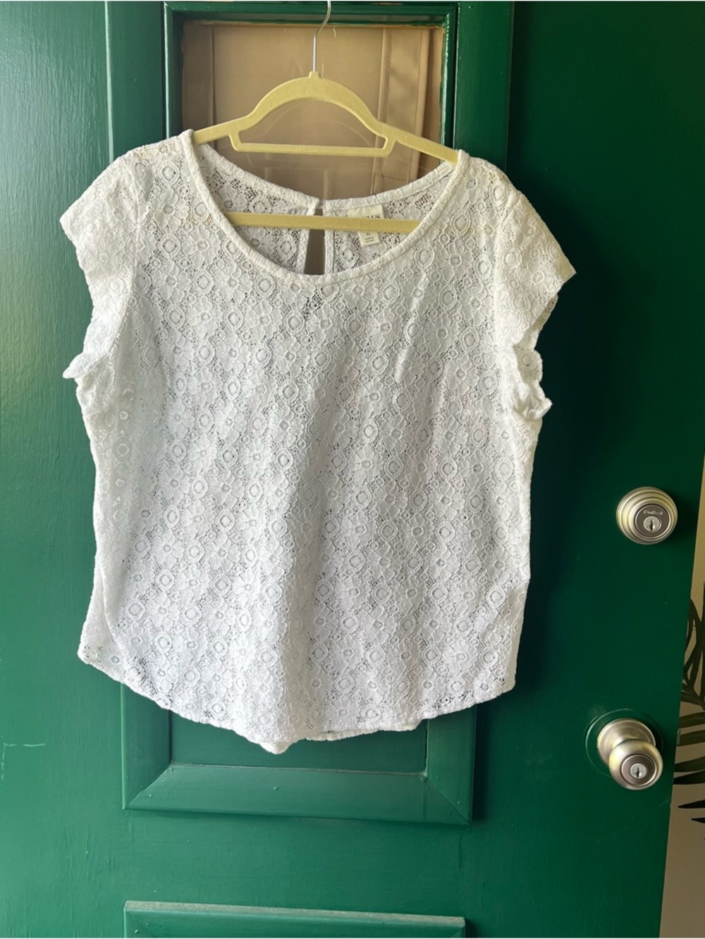 STYLUS White Eyelet Lace Cap Sleeve Top